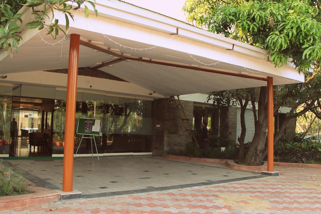 Wonderland Resort Silvassa Exterior photo